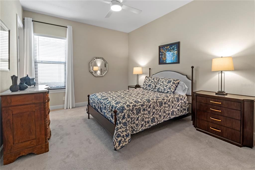 Activo con contrato: $1,175,000 (3 camas, 3 baños, 3024 Pies cuadrados)