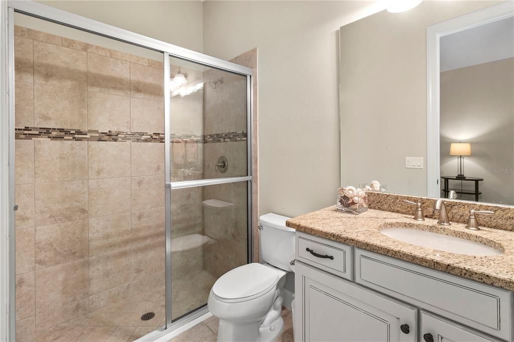 Activo con contrato: $1,175,000 (3 camas, 3 baños, 3024 Pies cuadrados)