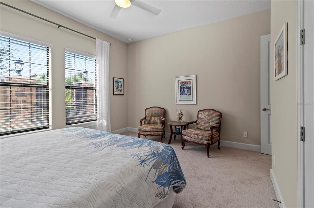 Activo con contrato: $1,175,000 (3 camas, 3 baños, 3024 Pies cuadrados)