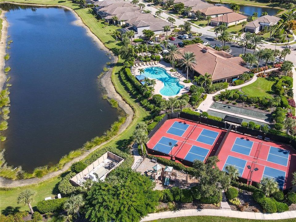 Activo con contrato: $1,175,000 (3 camas, 3 baños, 3024 Pies cuadrados)