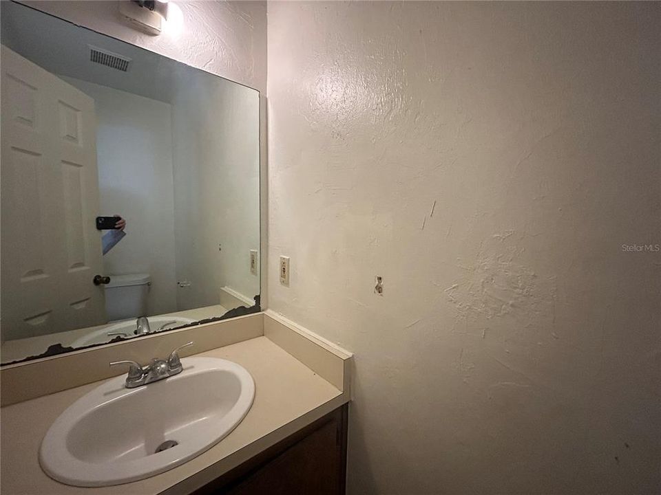 En Renta: $1,250 (2 camas, 1 baños, 900 Pies cuadrados)