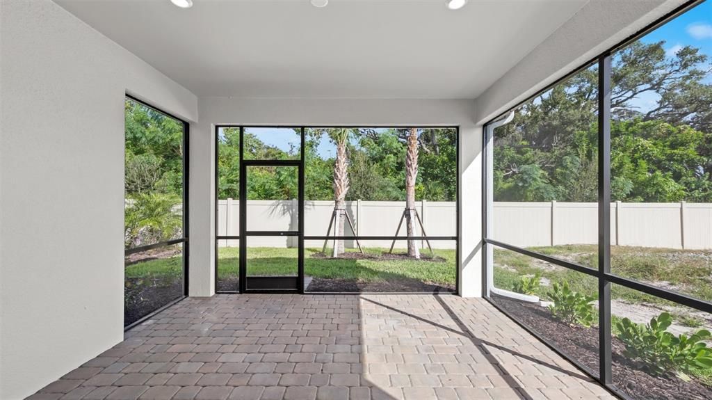 待售: $435,000 (2 贝兹, 2 浴室, 1579 平方英尺)