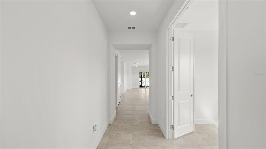 待售: $435,000 (2 贝兹, 2 浴室, 1579 平方英尺)