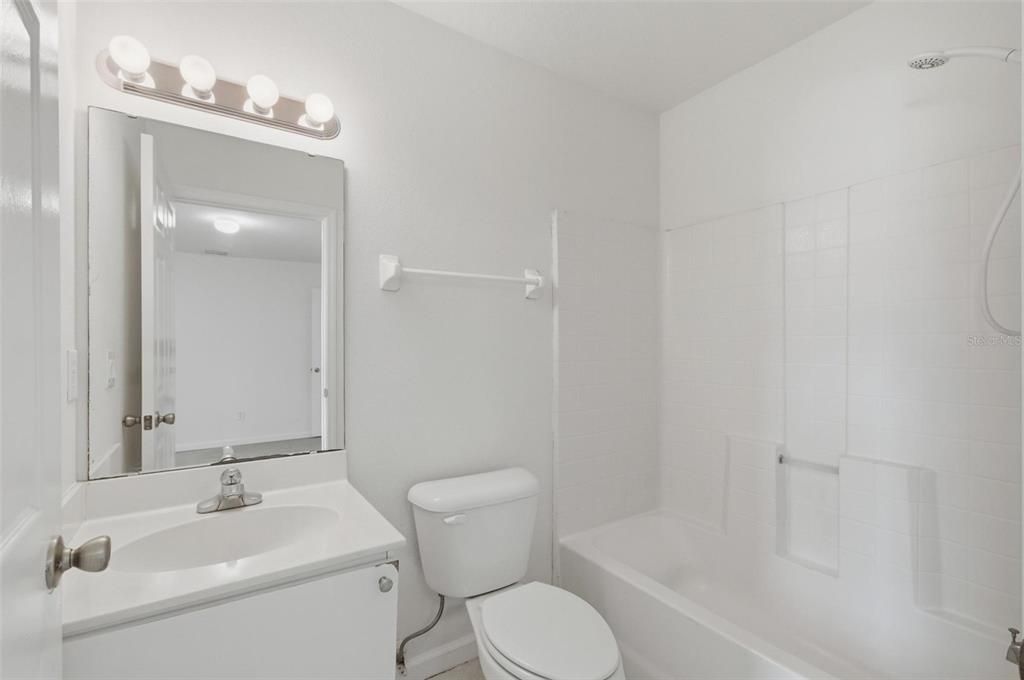 出租: $1,575 (3 贝兹, 2 浴室, 1130 平方英尺)