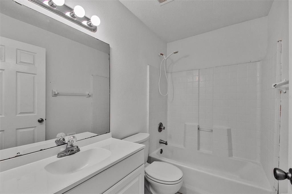 出租: $1,575 (3 贝兹, 2 浴室, 1130 平方英尺)