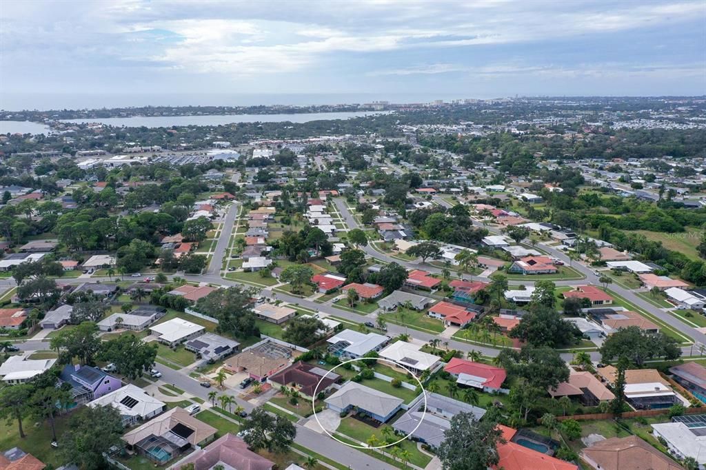 Activo con contrato: $389,000 (2 camas, 2 baños, 1527 Pies cuadrados)