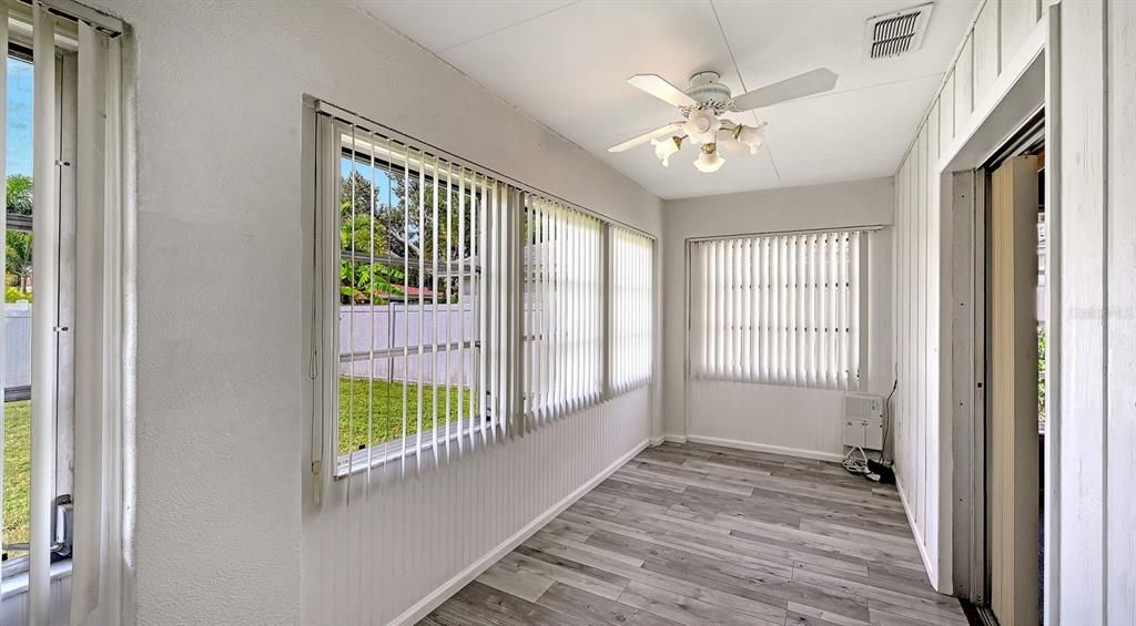 Activo con contrato: $389,000 (2 camas, 2 baños, 1527 Pies cuadrados)