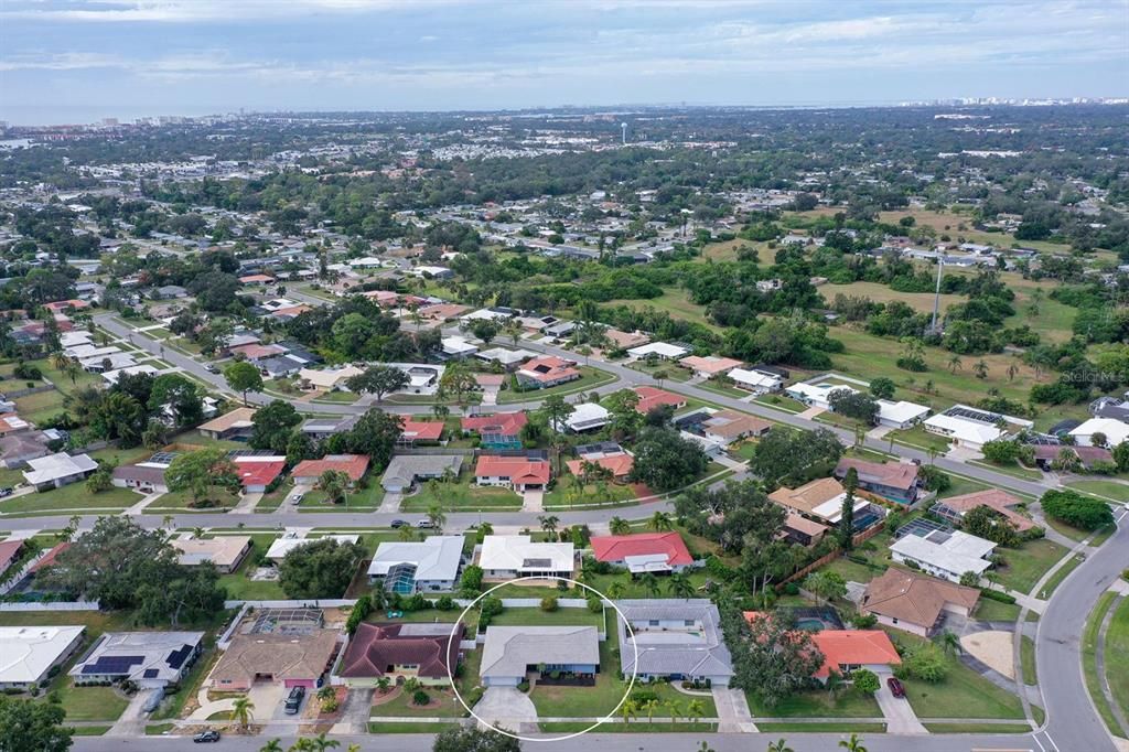 Activo con contrato: $389,000 (2 camas, 2 baños, 1527 Pies cuadrados)