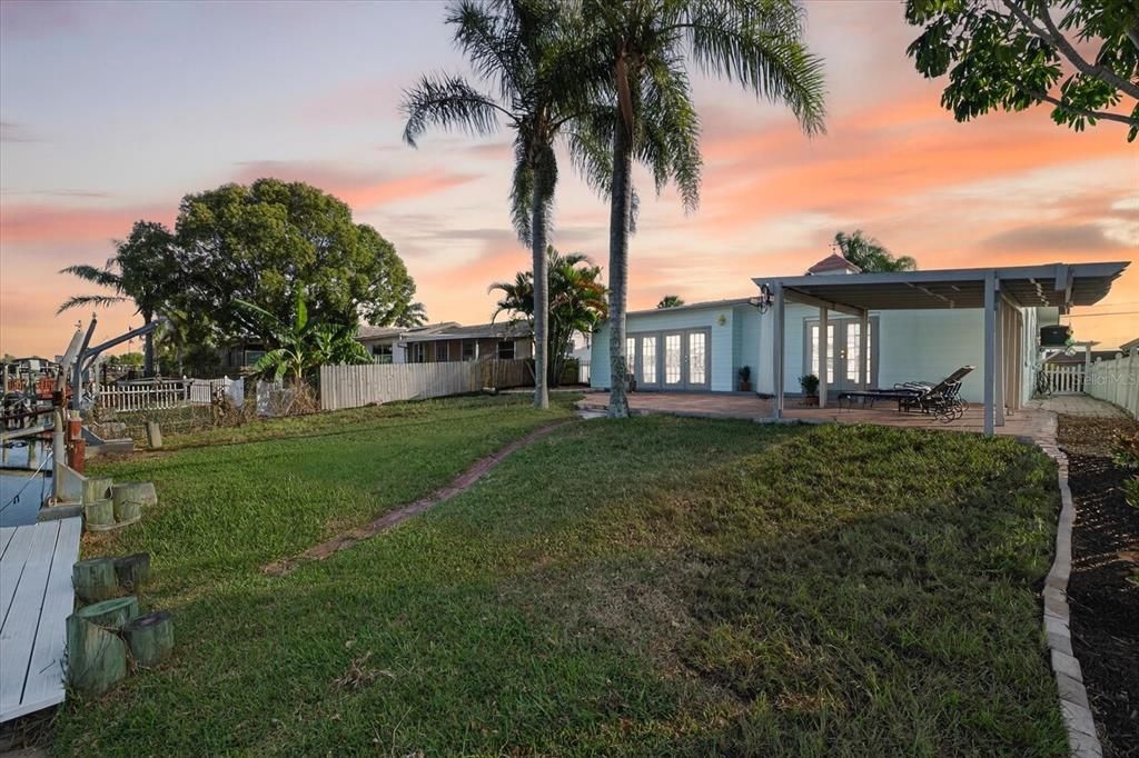 Activo con contrato: $459,000 (3 camas, 2 baños, 1232 Pies cuadrados)