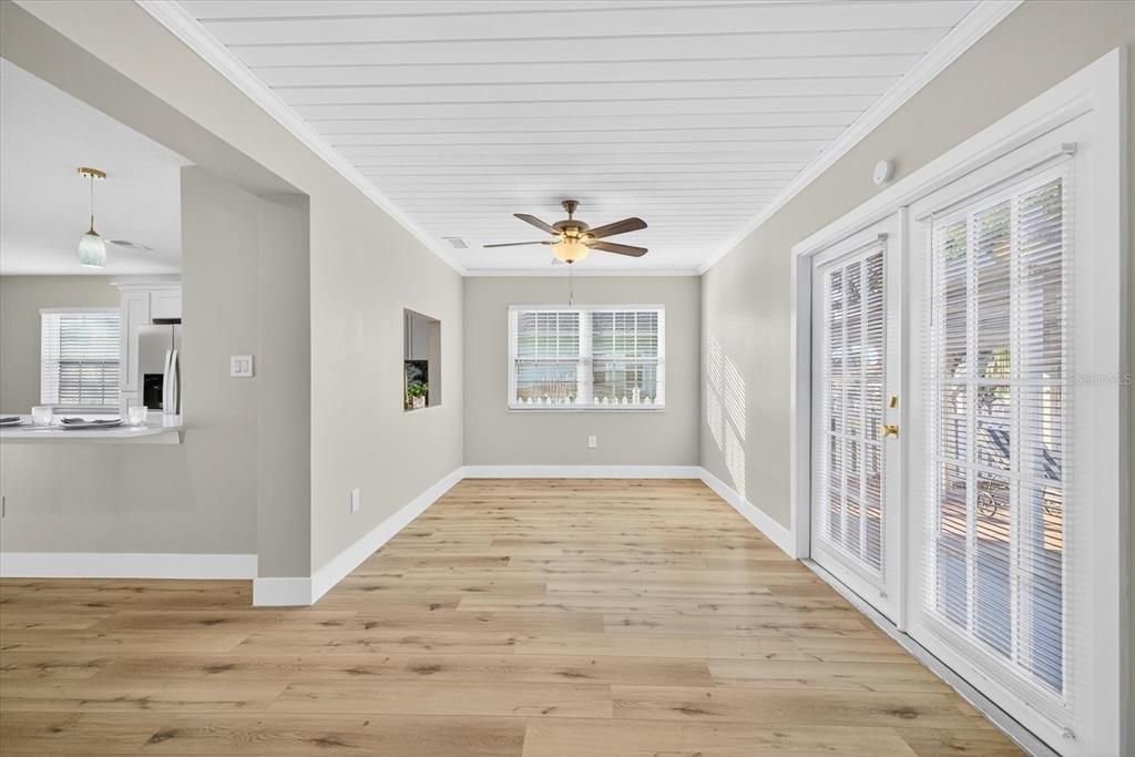 Activo con contrato: $459,000 (3 camas, 2 baños, 1232 Pies cuadrados)