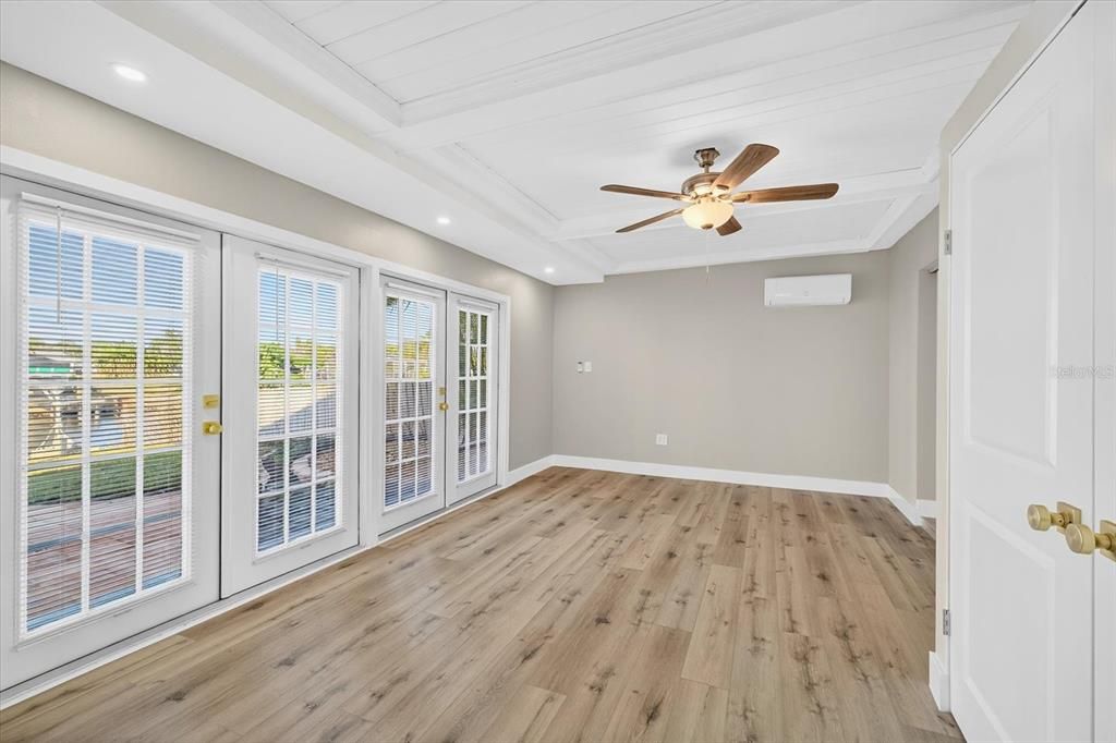 Activo con contrato: $459,000 (3 camas, 2 baños, 1232 Pies cuadrados)