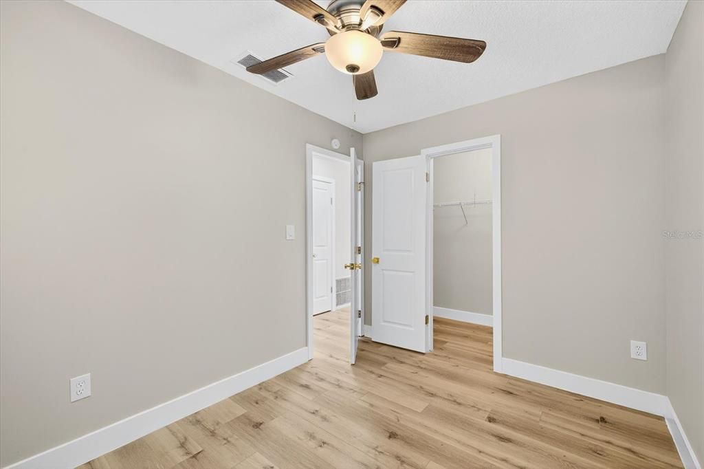 Activo con contrato: $459,000 (3 camas, 2 baños, 1232 Pies cuadrados)