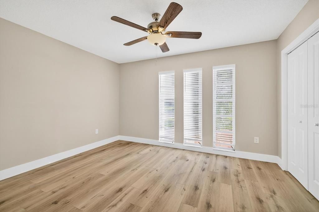 Activo con contrato: $459,000 (3 camas, 2 baños, 1232 Pies cuadrados)