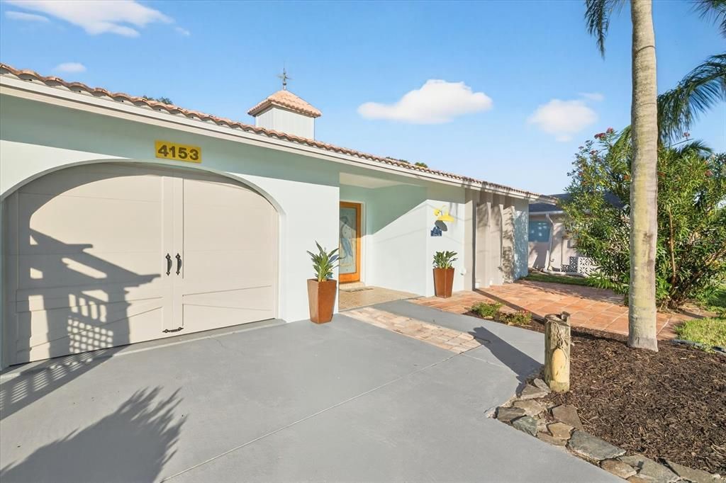 Activo con contrato: $459,000 (3 camas, 2 baños, 1232 Pies cuadrados)