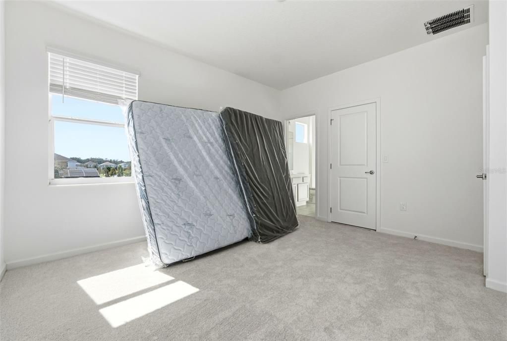 For Rent: $3,800 (8 beds, 5 baths, 3248 Square Feet)