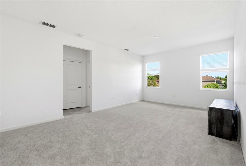 For Rent: $3,800 (8 beds, 5 baths, 3248 Square Feet)