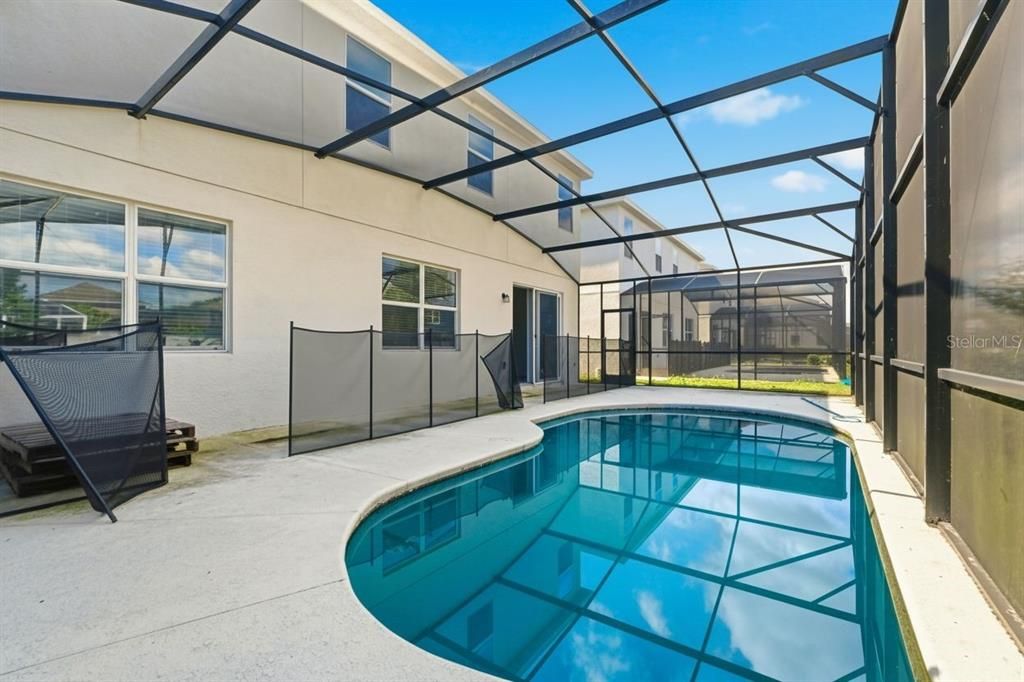 For Rent: $3,800 (8 beds, 5 baths, 3248 Square Feet)