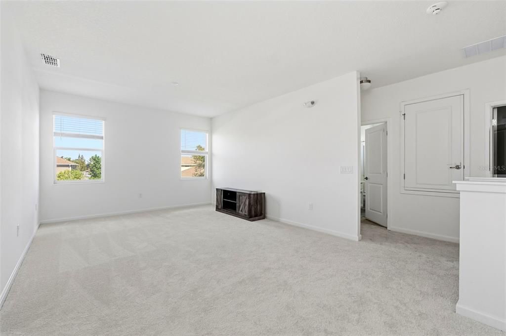 For Rent: $3,800 (8 beds, 5 baths, 3248 Square Feet)