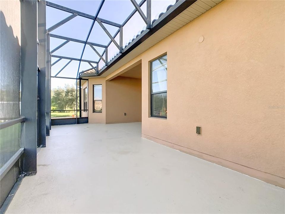 На продажу: $439,900 (3 спален, 2 ванн, 2352 Квадратных фут)