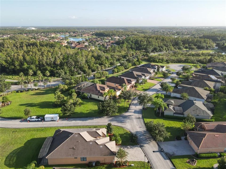 На продажу: $439,900 (3 спален, 2 ванн, 2352 Квадратных фут)