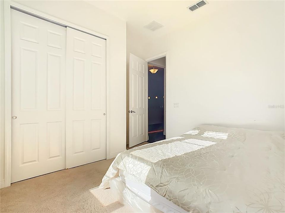 На продажу: $439,900 (3 спален, 2 ванн, 2352 Квадратных фут)