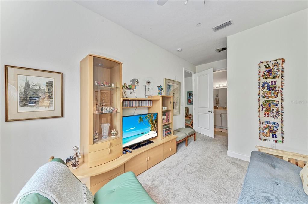 На продажу: $795,000 (2 спален, 2 ванн, 1767 Квадратных фут)