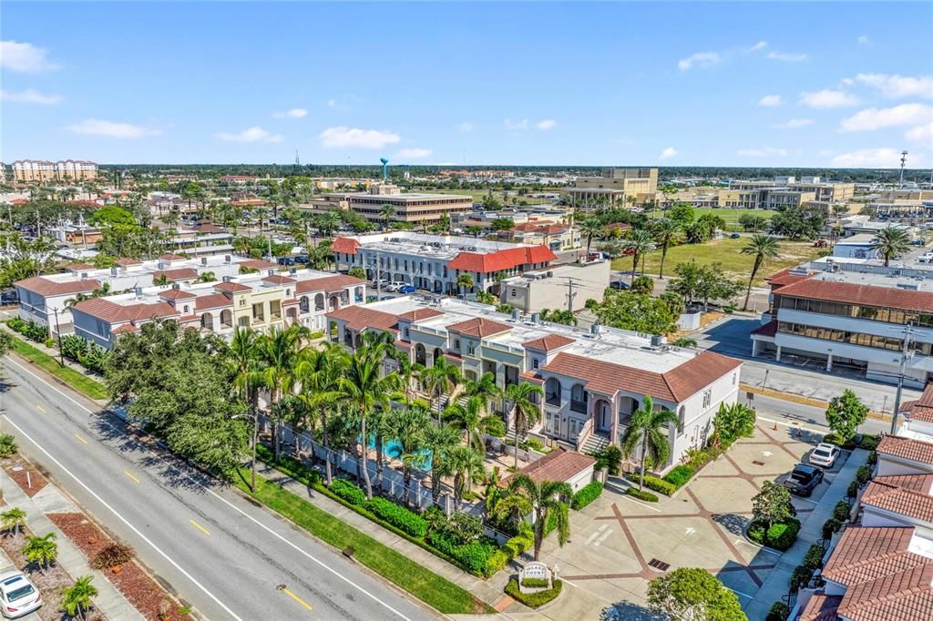 На продажу: $795,000 (2 спален, 2 ванн, 1767 Квадратных фут)