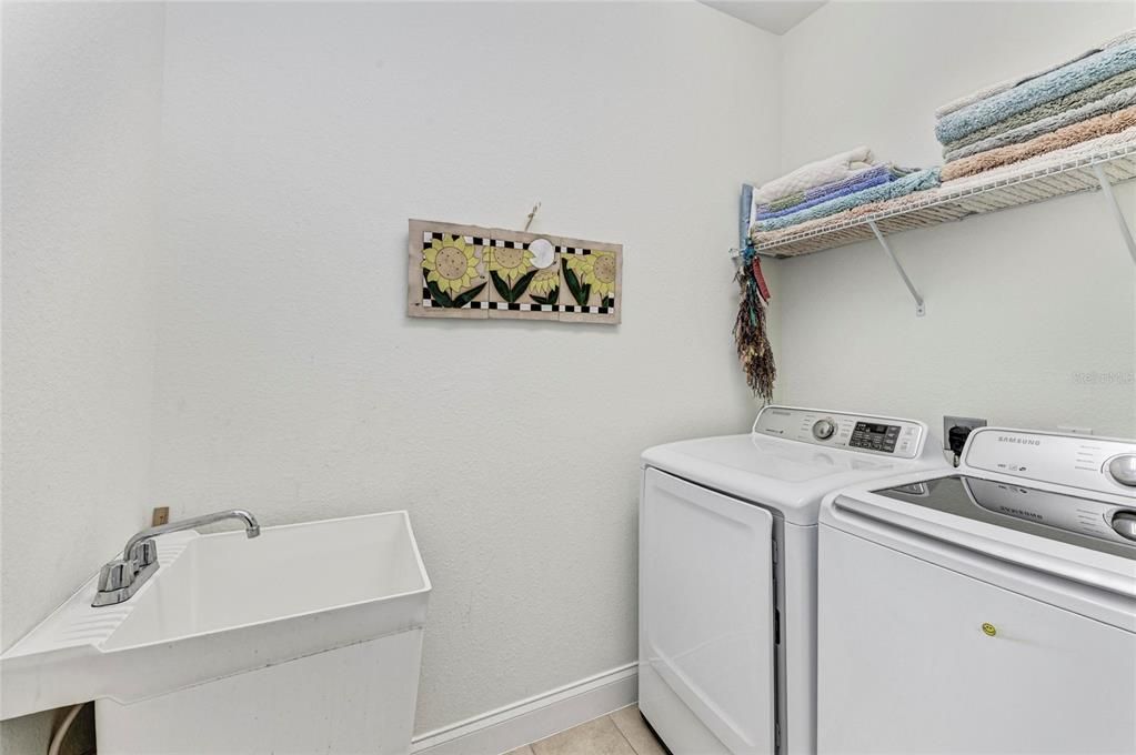 На продажу: $795,000 (2 спален, 2 ванн, 1767 Квадратных фут)