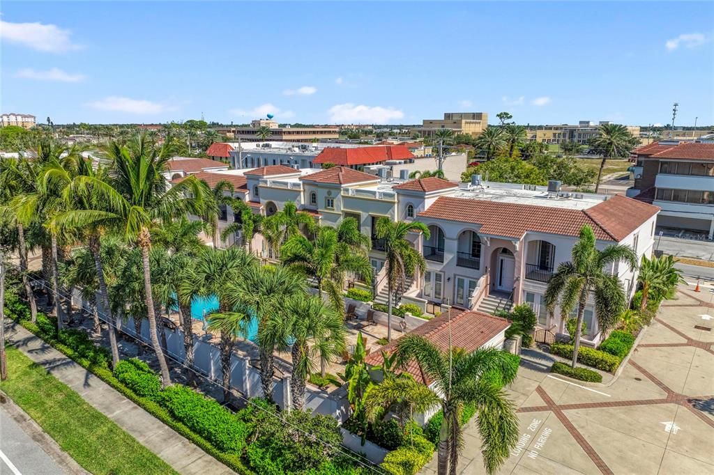 На продажу: $795,000 (2 спален, 2 ванн, 1767 Квадратных фут)