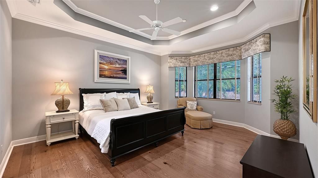 Active With Contract: $550,000 (3 beds, 2 baths, 2411 Square Feet)