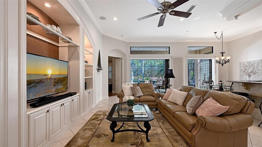 Active With Contract: $550,000 (3 beds, 2 baths, 2411 Square Feet)