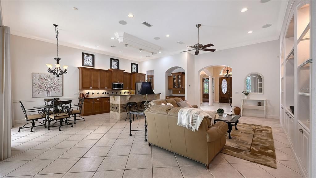 Active With Contract: $550,000 (3 beds, 2 baths, 2411 Square Feet)