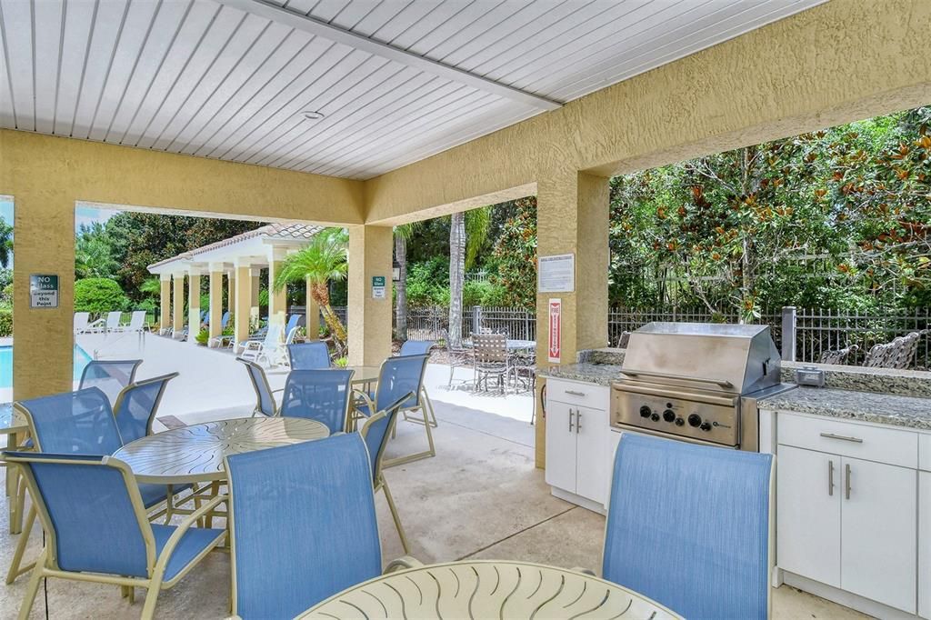 Active With Contract: $550,000 (3 beds, 2 baths, 2411 Square Feet)