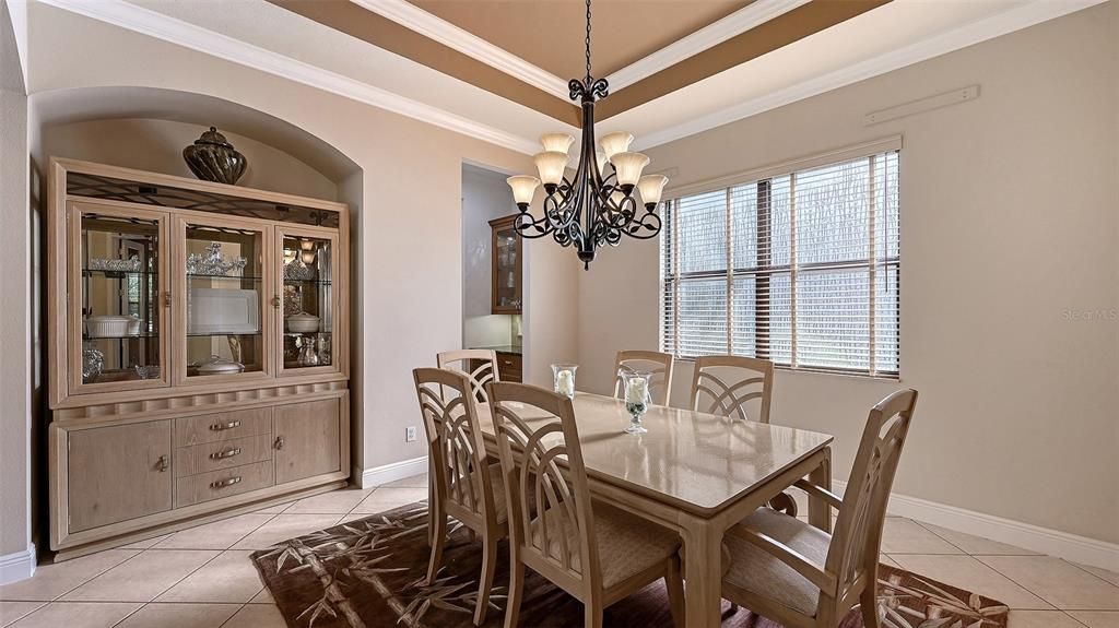 Active With Contract: $550,000 (3 beds, 2 baths, 2411 Square Feet)