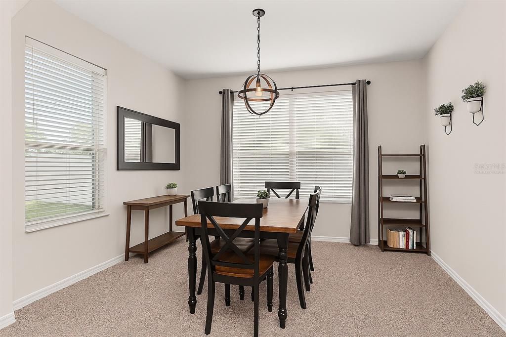 For Sale: $539,000 (5 beds, 2 baths, 2761 Square Feet)