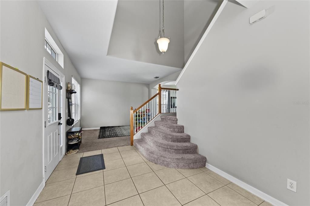 For Sale: $539,000 (5 beds, 2 baths, 2761 Square Feet)