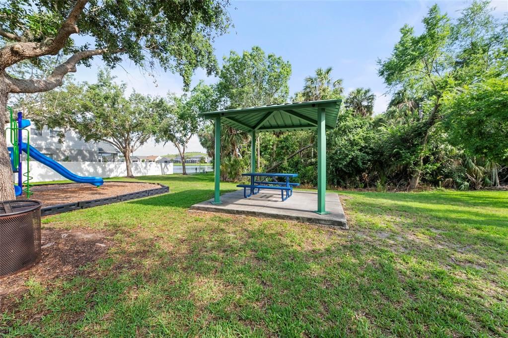 For Sale: $539,000 (5 beds, 2 baths, 2761 Square Feet)