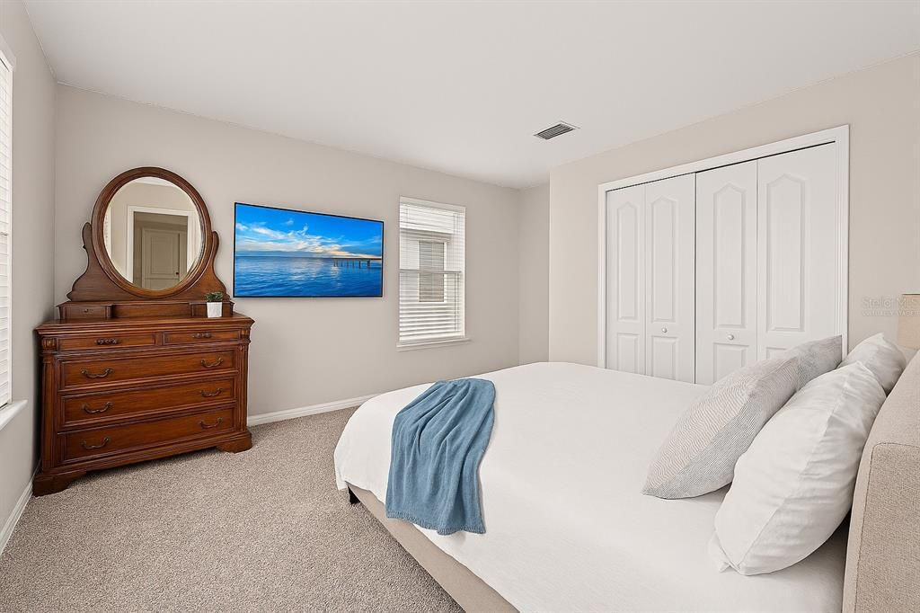 For Sale: $539,000 (5 beds, 2 baths, 2761 Square Feet)