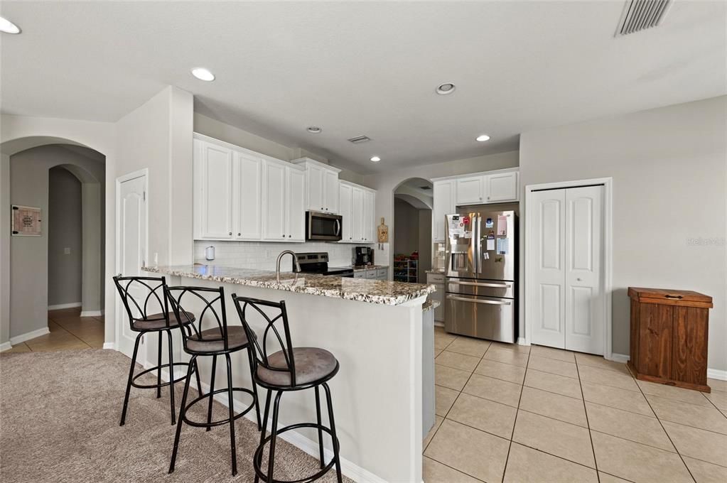 For Sale: $539,000 (5 beds, 2 baths, 2761 Square Feet)