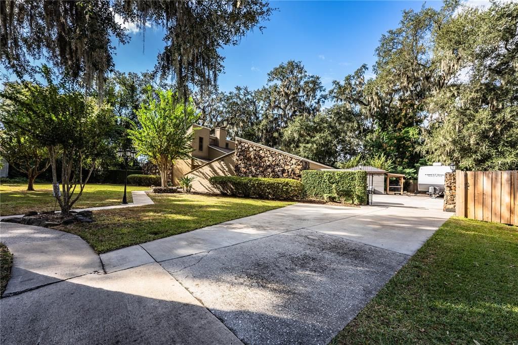 En Venta: $515,000 (3 camas, 2 baños, 2545 Pies cuadrados)