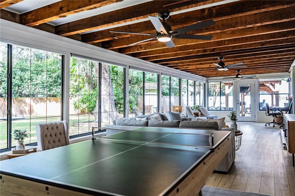 En Venta: $515,000 (3 camas, 2 baños, 2545 Pies cuadrados)