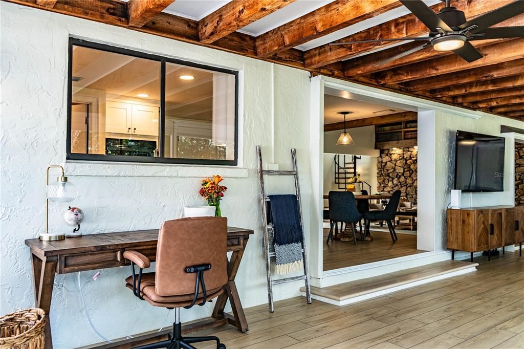 En Venta: $515,000 (3 camas, 2 baños, 2545 Pies cuadrados)