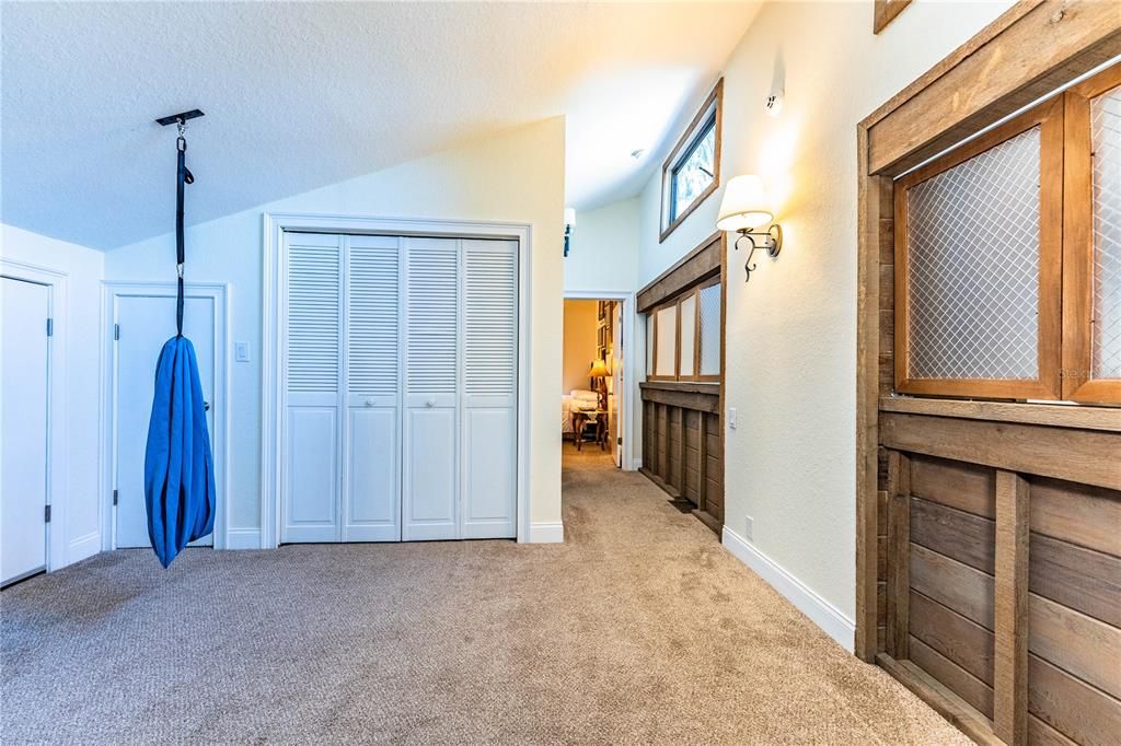 En Venta: $515,000 (3 camas, 2 baños, 2545 Pies cuadrados)