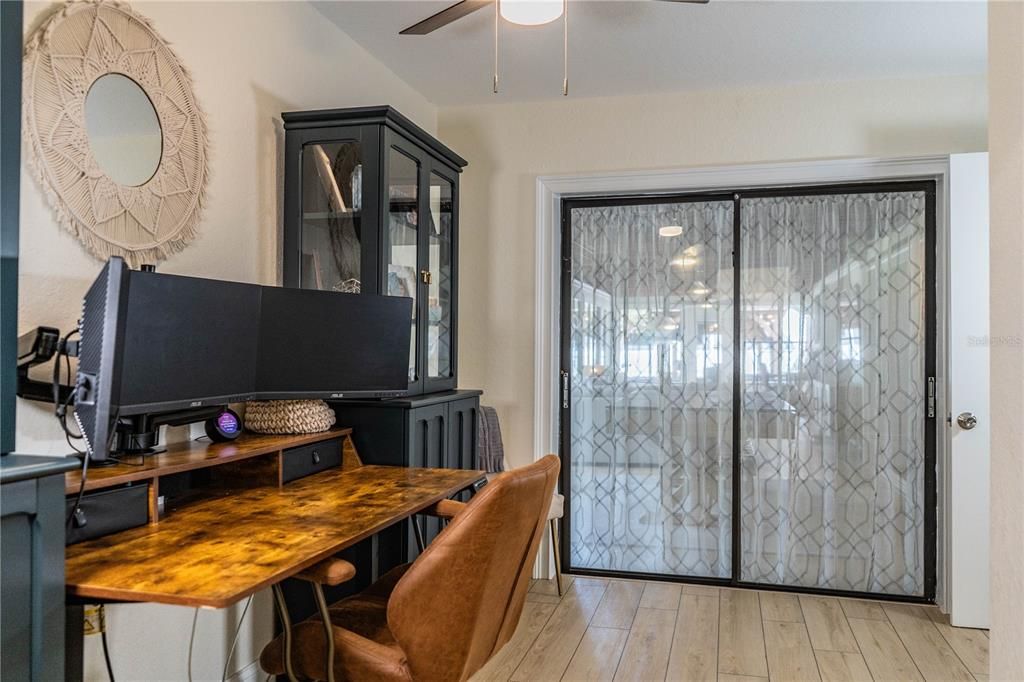 En Venta: $515,000 (3 camas, 2 baños, 2545 Pies cuadrados)