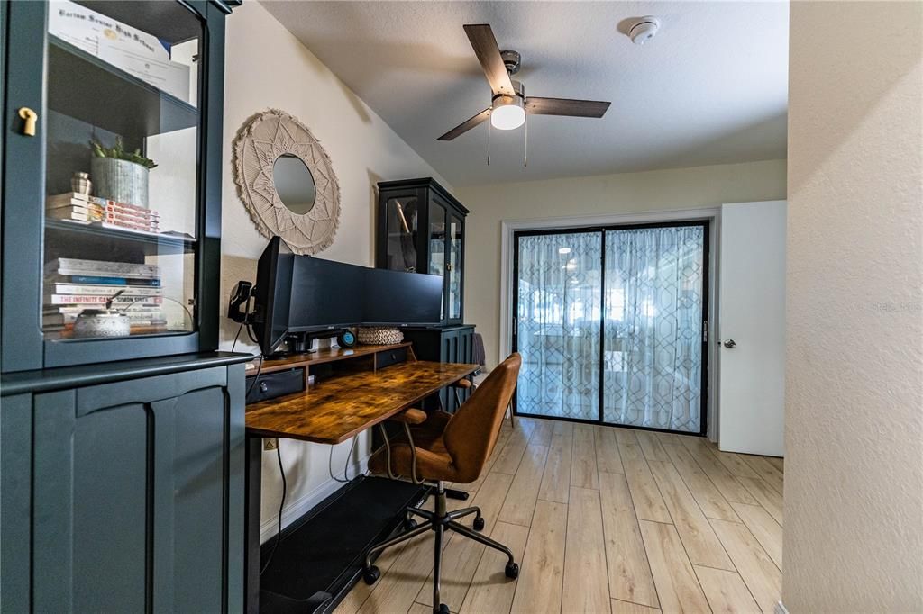 En Venta: $515,000 (3 camas, 2 baños, 2545 Pies cuadrados)