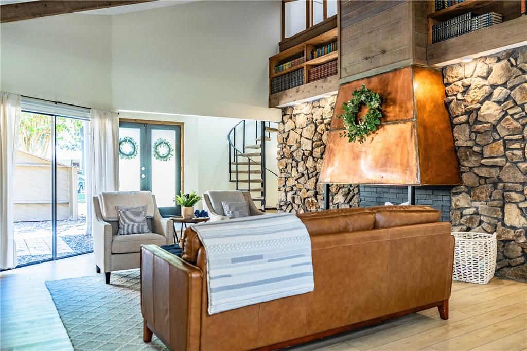 En Venta: $515,000 (3 camas, 2 baños, 2545 Pies cuadrados)