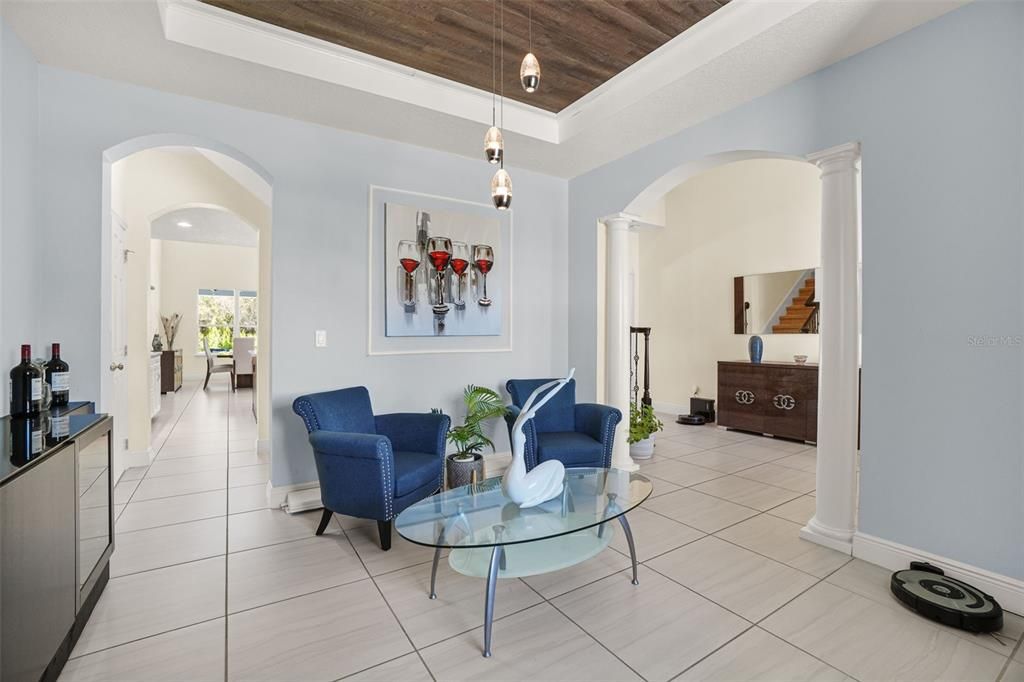 For Sale: $999,000 (6 beds, 5 baths, 4741 Square Feet)