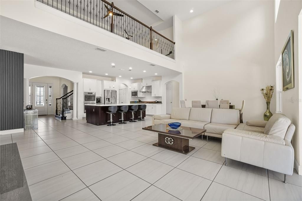 For Sale: $999,000 (6 beds, 5 baths, 4741 Square Feet)