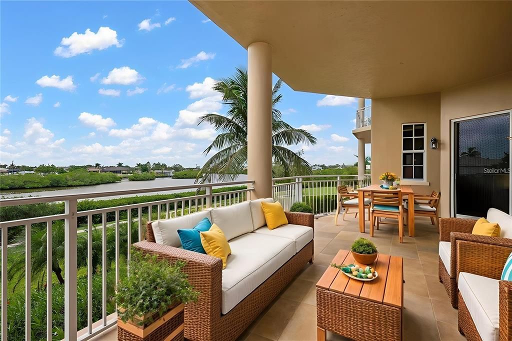 For Sale: $949,000 (3 beds, 3 baths, 3771 Square Feet)