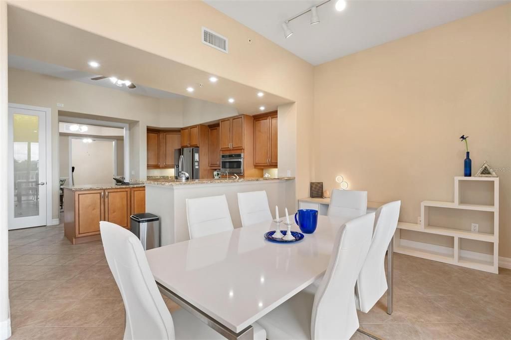 For Sale: $949,000 (3 beds, 3 baths, 3771 Square Feet)